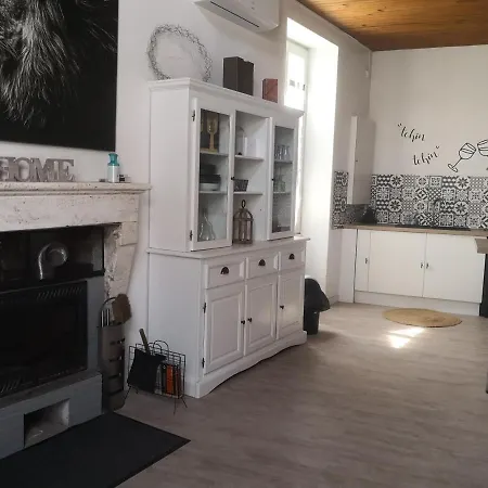 Chez Alex Et Sophie * Louzac-Saint-Andre