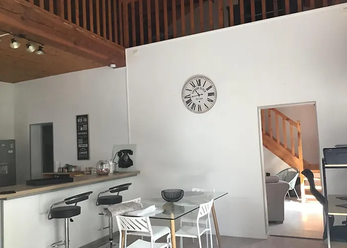 בית נופש Chez Alex Et Sophie Louzac-Saint-Andre